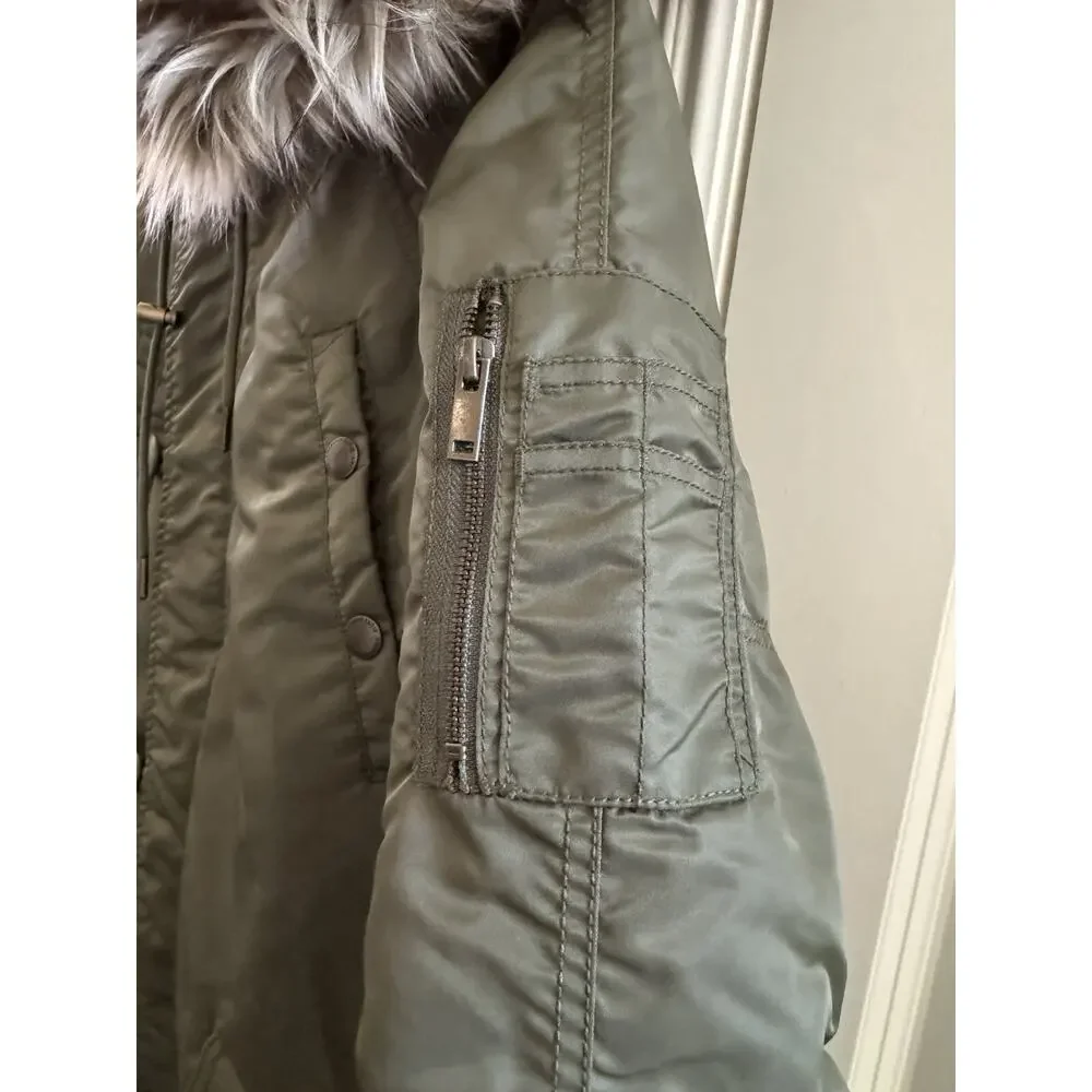 Women’s Small American Eagle Olive Green Winter Coat Parka Long Jacket Fur Hood - Picture 3 of 7